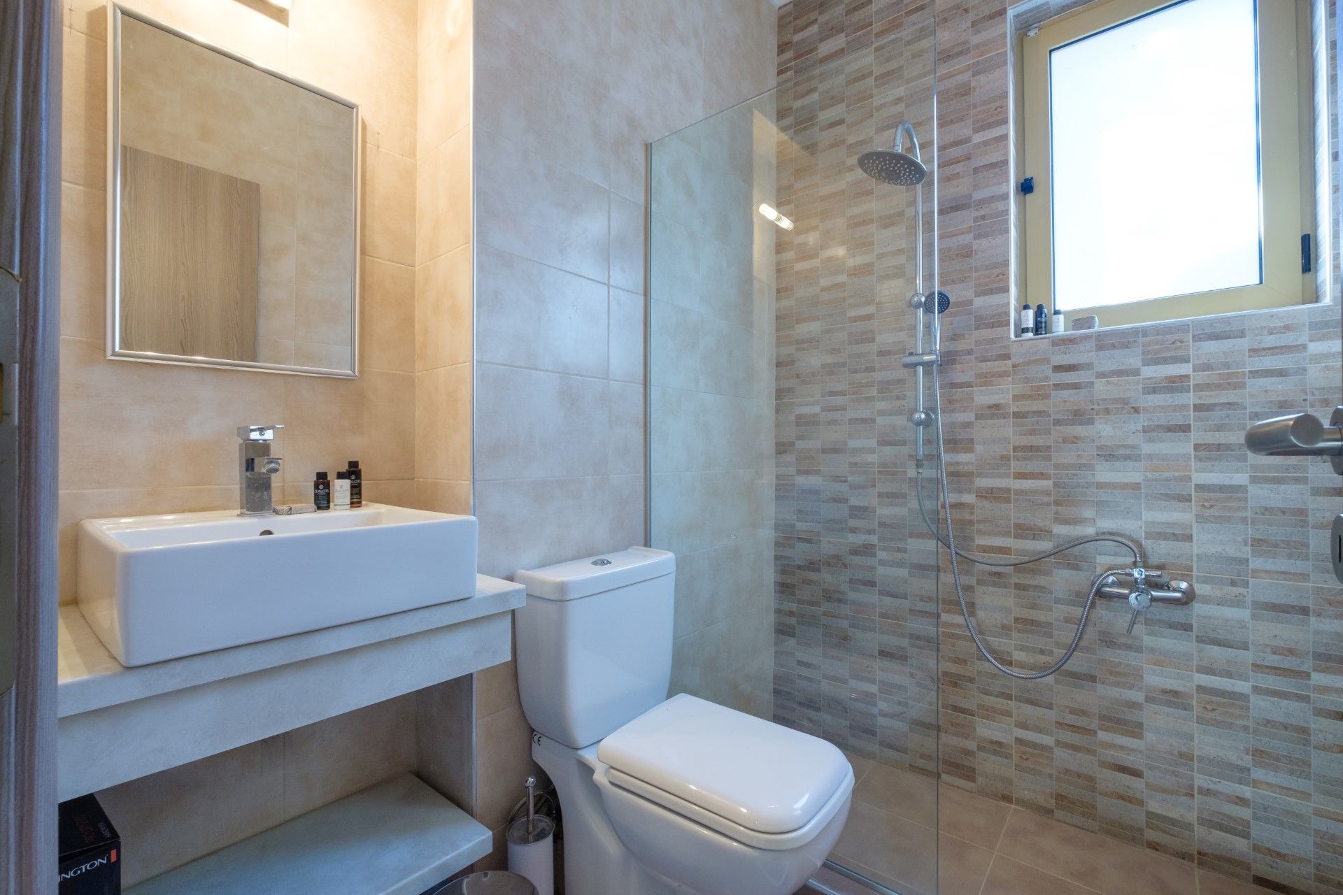 Hilltop Residences Deluxe Villa
